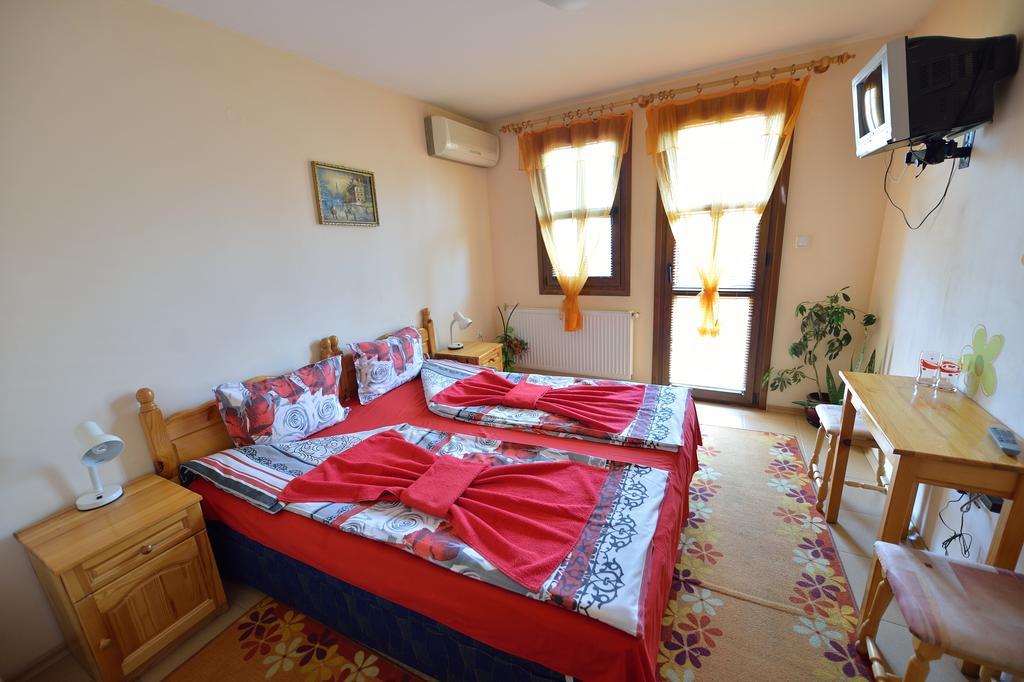 Family Hotel Varusha Veliko Tárnovo Habitación foto